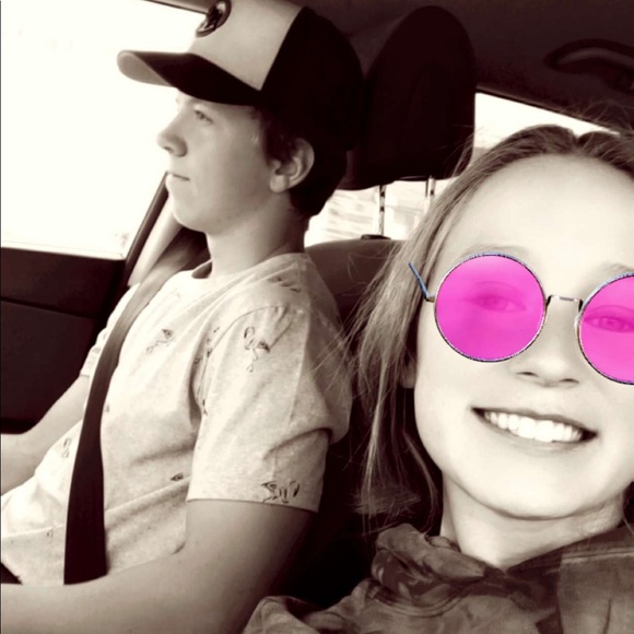 Meet your Posher, Sophie - Picture 1 of 1